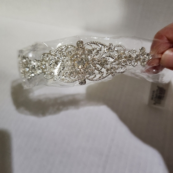 Bridal Crystal Headband Tiara - Picture 7 of 9